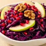 Advents-Rotkohl mit Granatapfel - featured image