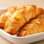 Knusprige Mandelhörnchen - featured image